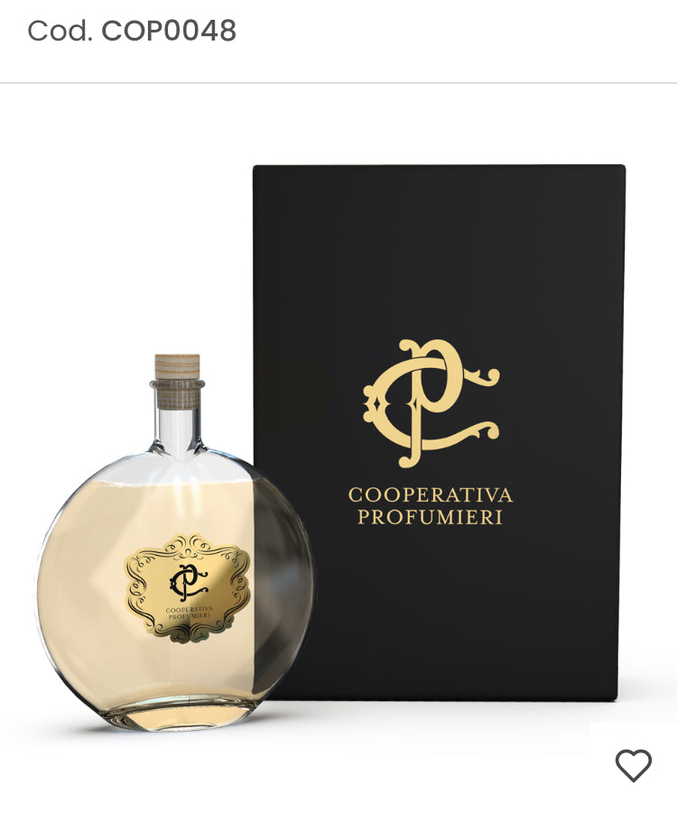 Parfum d’ambiance 'Scarlet Temptation'
500 ml Product vendor